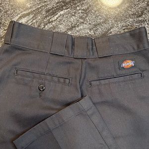 Black Urban Outfitters Dickies, Size 0 🖤